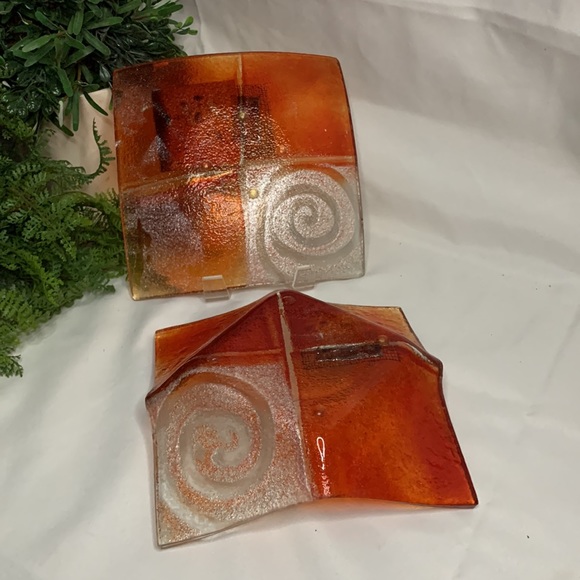 Handmade orange and silver fused glass decorative plates set of 2 - Picture 10 of 12